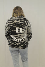 Load image into Gallery viewer, Leander Sweatshirt
