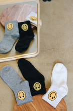 Load image into Gallery viewer, Argo Smiley Socks
